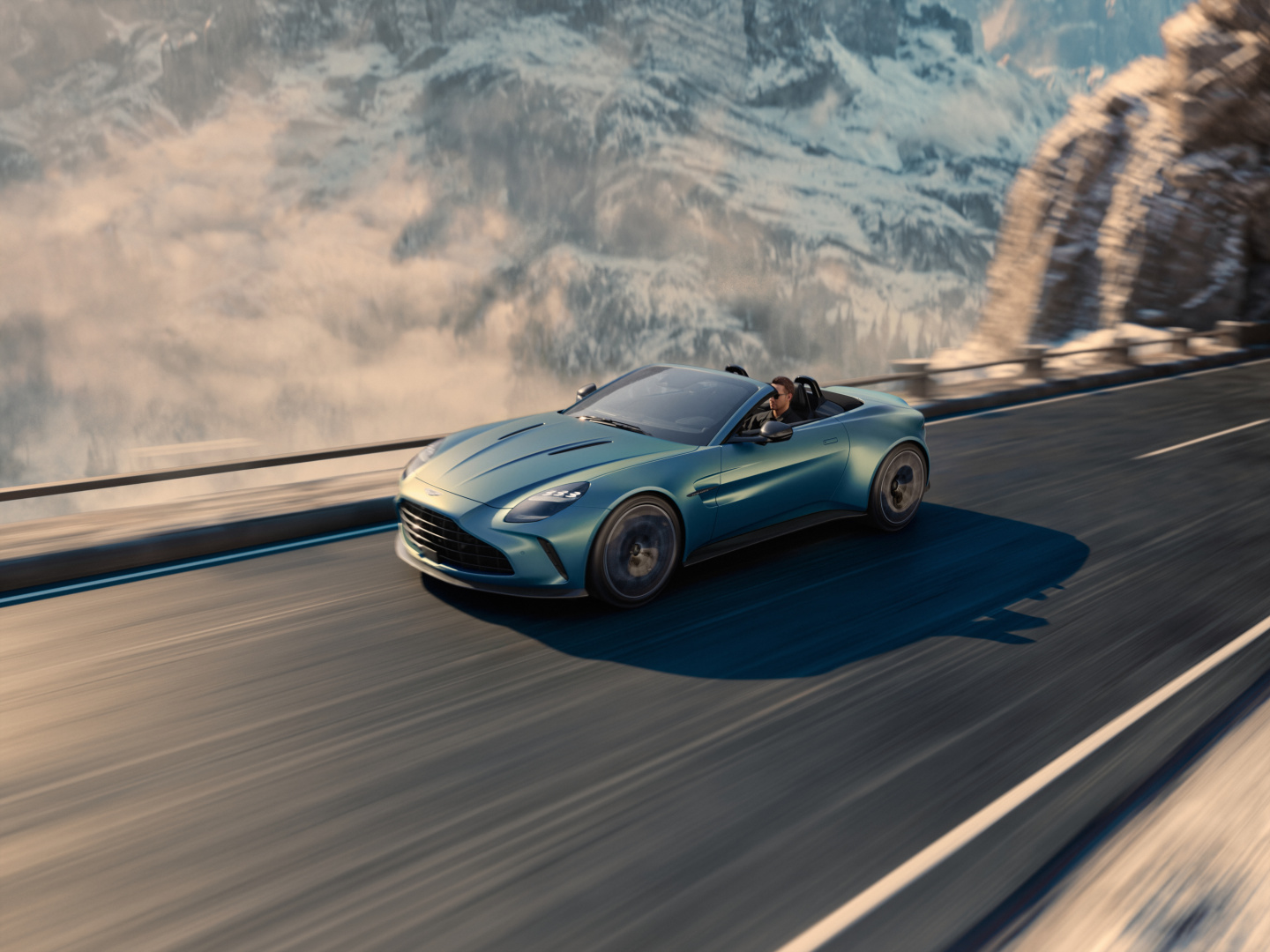 SMALL_Aston Martin Vantage Roadster_1